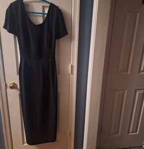 Elegant Black Dress**
